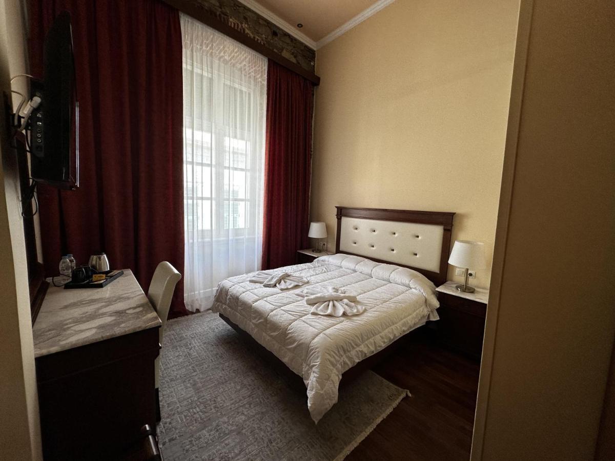Hotel Aktaion Syros Ermupoli Exteriér fotografie