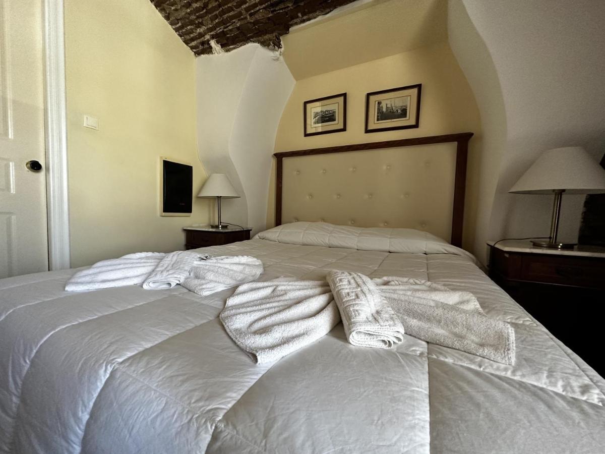 Hotel Aktaion Syros Ermupoli Exteriér fotografie