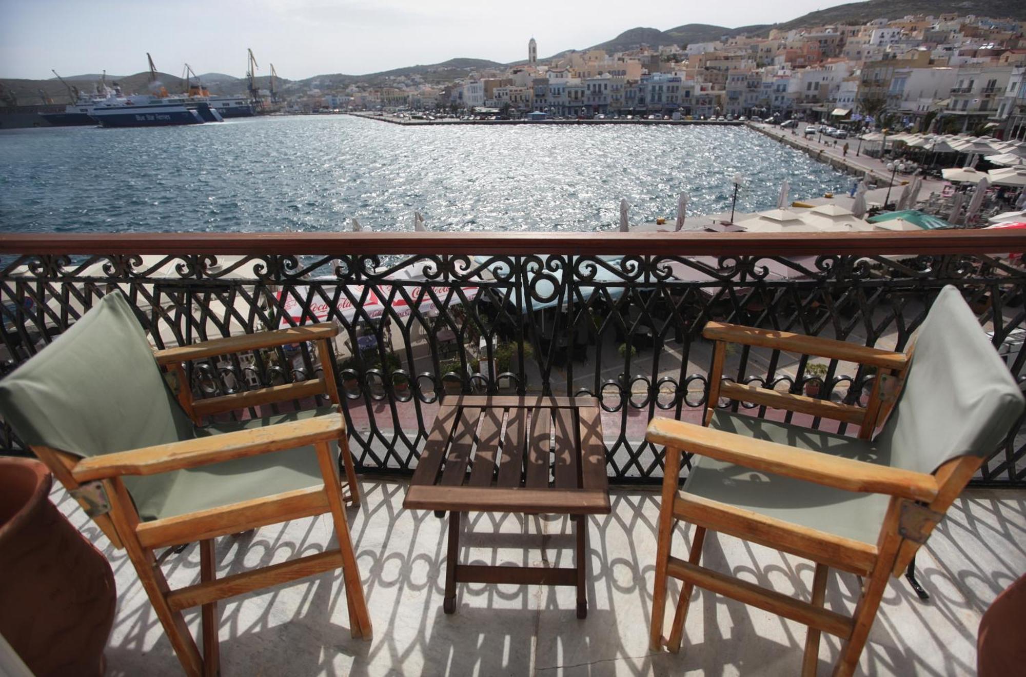 Hotel Aktaion Syros Ermupoli Exteriér fotografie